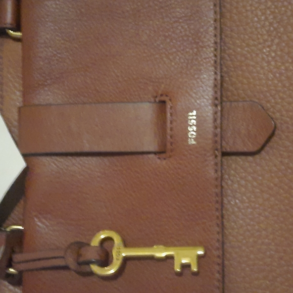 Fossil purse - Picture 4 of 9